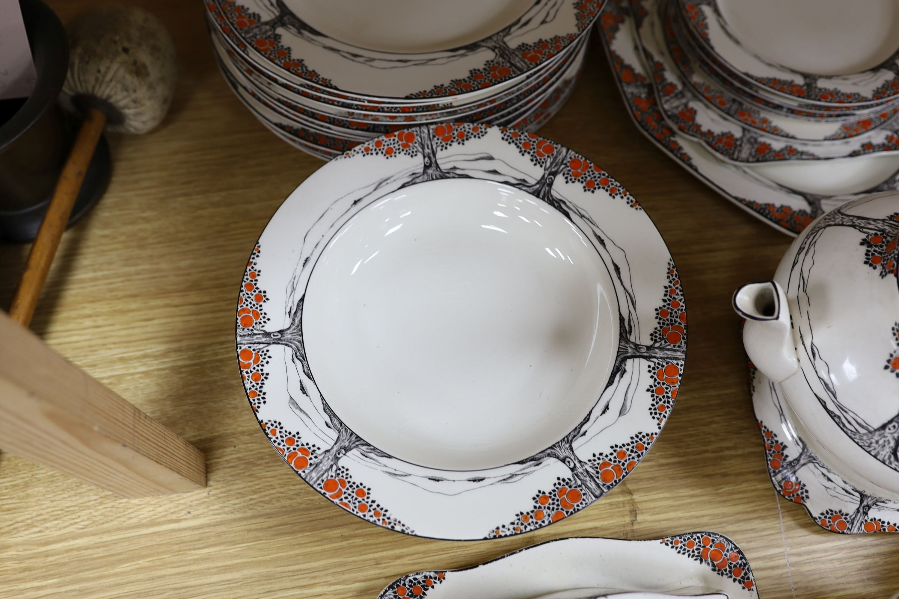 Crown Ducal 'Orange Tree' tea and dinner ware